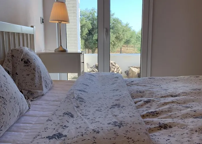 The Saint George * ماستيخاري